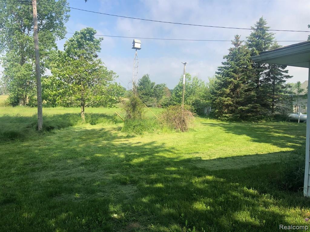 4045 Lakeshore Road Deckerville, MI 48427 - Photo 18 of 18