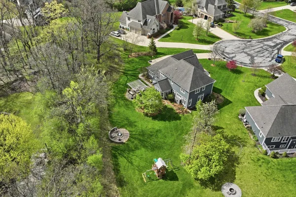 $924,900 | N65W12842 Crimson Court, Menomonee Falls, WI 53051
