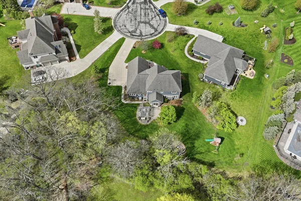 $924,900 | N65W12842 Crimson Court, Menomonee Falls, WI 53051