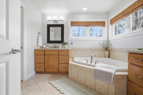 $924,900 | N65W12842 Crimson Court, Menomonee Falls, WI 53051