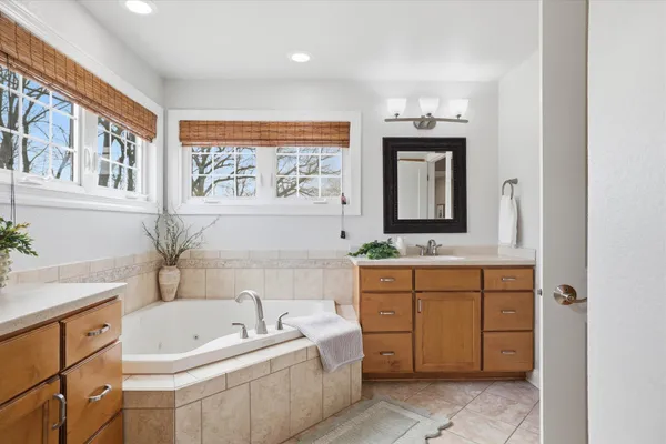$924,900 | N65W12842 Crimson Court, Menomonee Falls, WI 53051