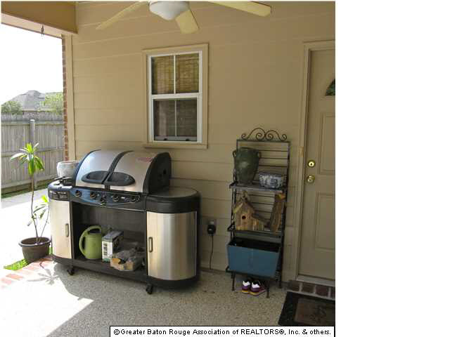 10233 Springrose Avenue Baton Rouge, LA 70810 - Photo 19 of 22