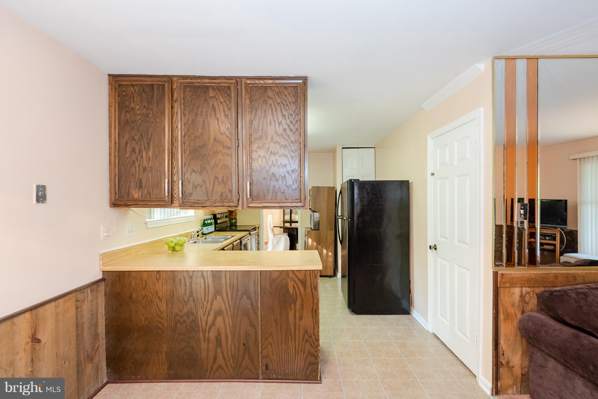 12900 River Ridge Place Laurel, MD 20708 - Photo 14 of 43 Kitchen