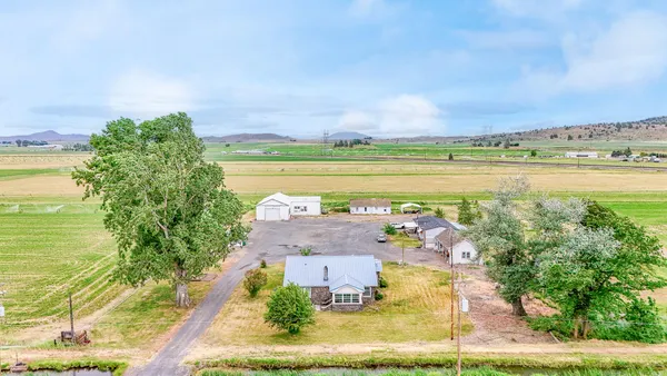 $599,000 | 9452 Matney Way, Klamath Falls, OR 97603