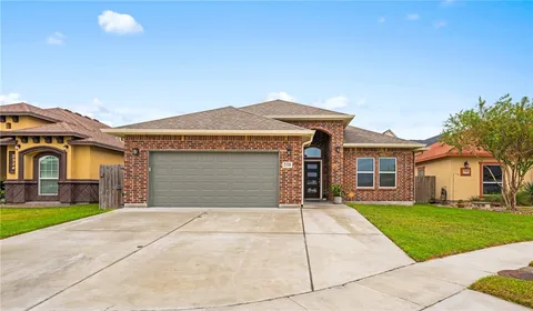 $389,900 | 2338 Vaughan Drive, Corpus Christi, TX 78414