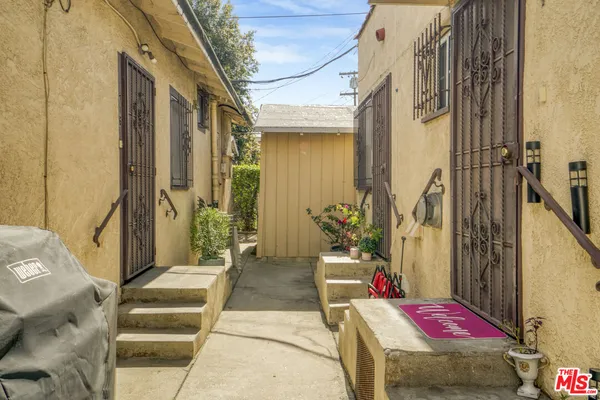 $3,208,888 | 716 West 30th Street, Los Angeles, CA 90007