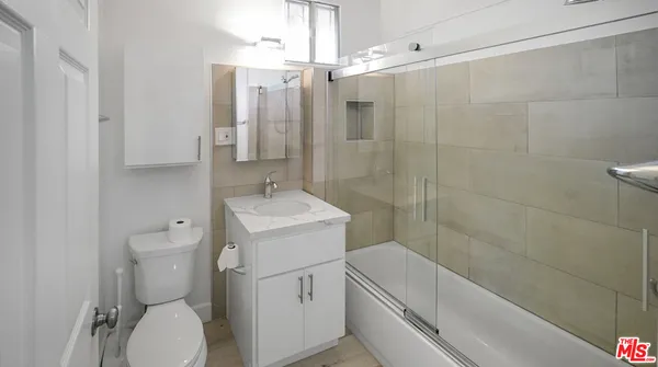 $3,208,888 | 716 West 30th Street, Los Angeles, CA 90007