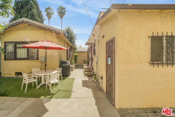 $3,208,888 | 716 West 30th Street, Los Angeles, CA 90007