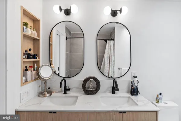 $2,350 | 3117 Georgia Avenue Northwest, Unit 301, Washington, DC 20010