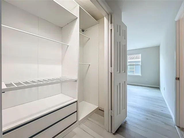 a view of walk in closet