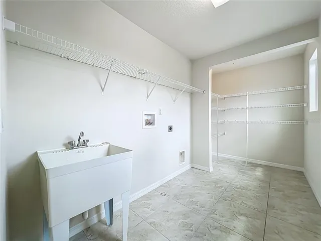 $750,000 | 14585 Magnolia Ridge Loop, Winter Garden, FL 34787