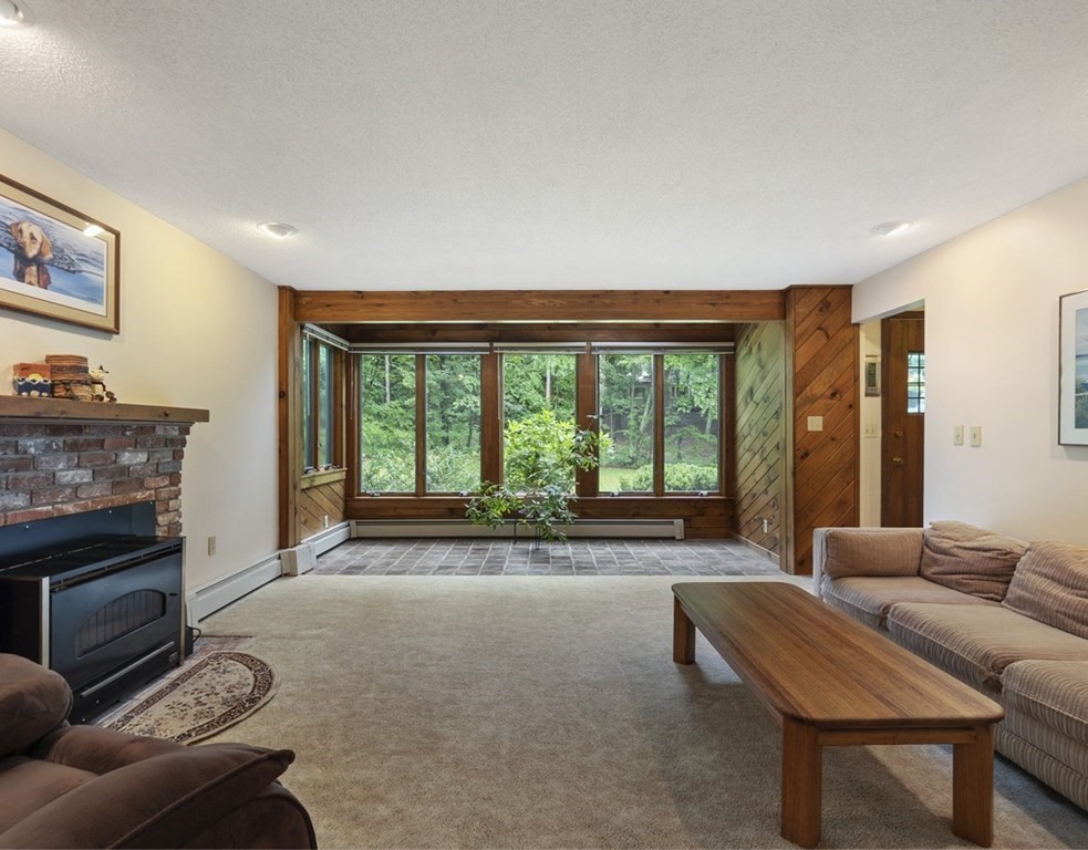 285 Reedy Meadow Road Groton, MA 01450 - Photo 8 of 25 Gallery Image 8