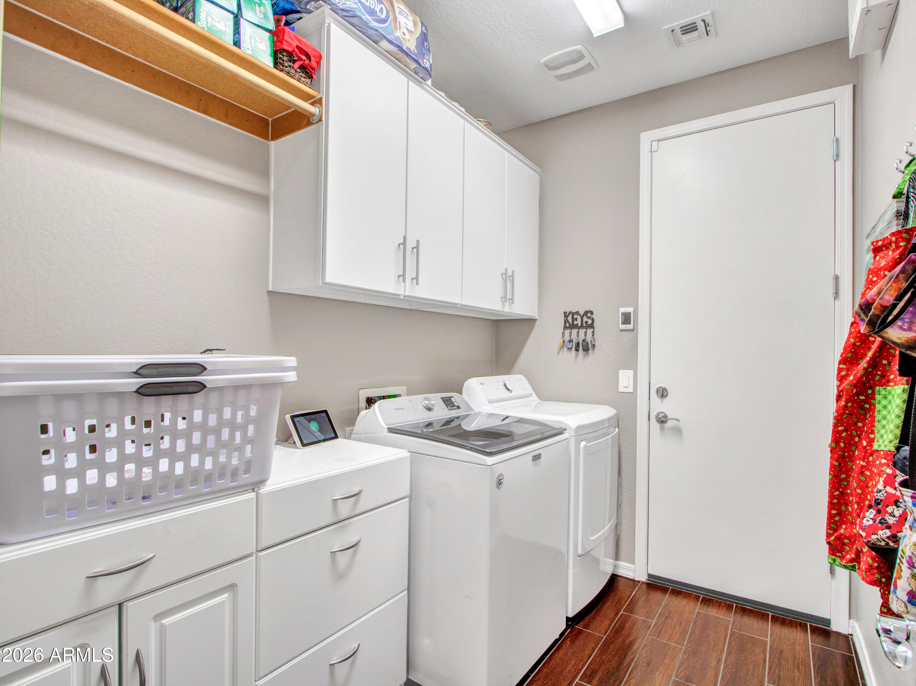 2539 West Rabjohn Road Phoenix, AZ 85085 - Photo 43 of 97 12-Laundry