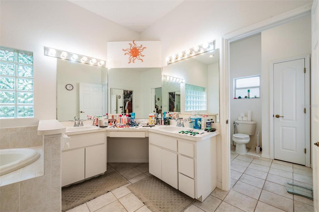 13566 Rudi Loop Spring Hill, FL 34609 - Photo 29 of 57