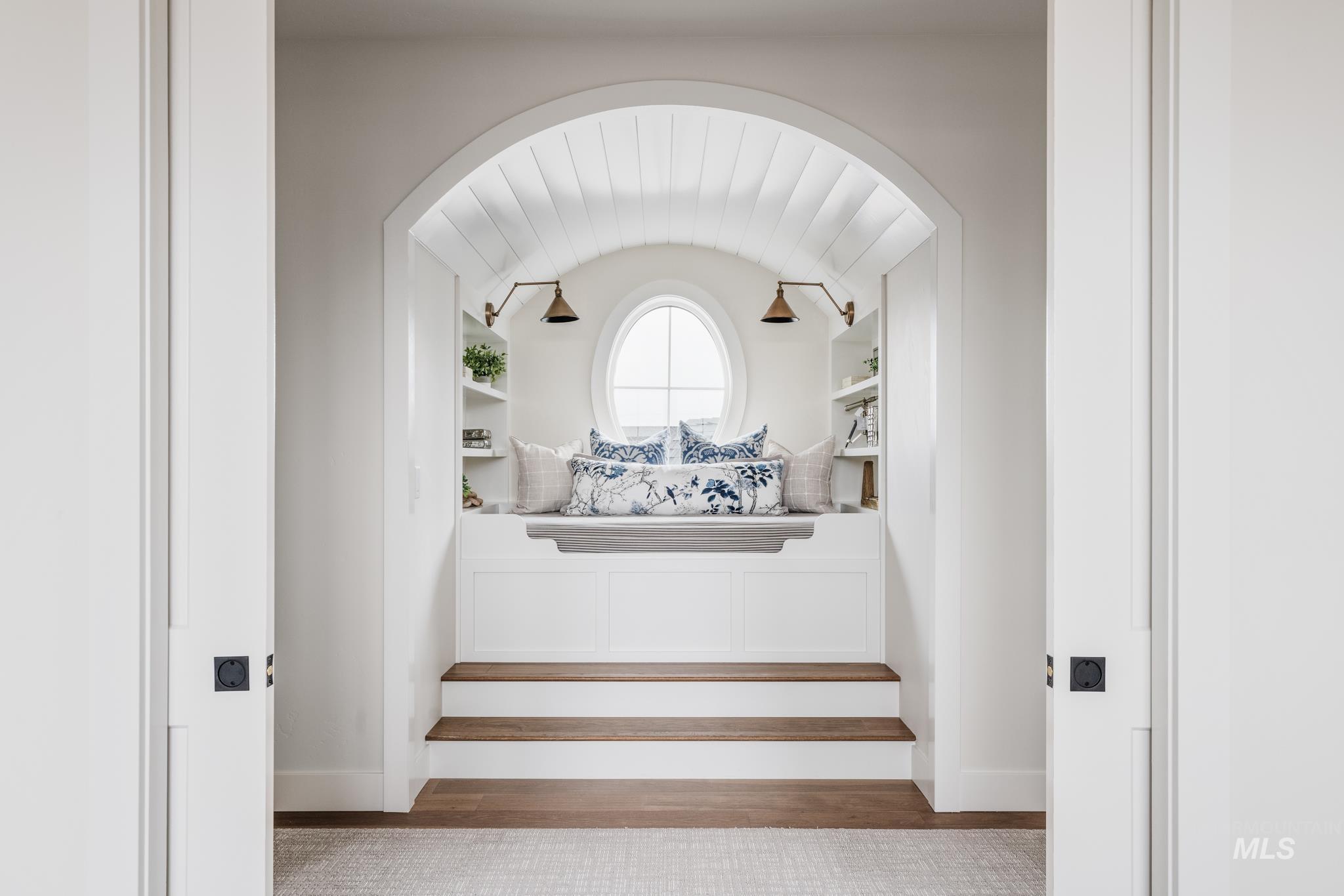 7448 North Cavea Lane Meridian, ID 83646 - Photo 20 of 40 View of staircase