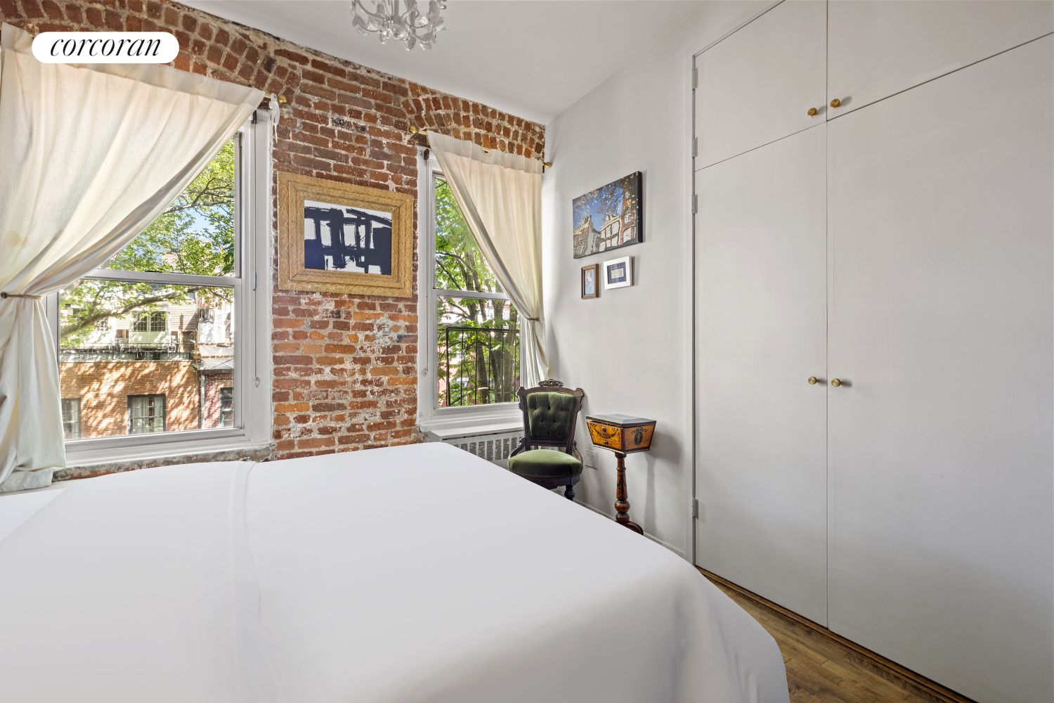 77 Perry Street, Unit 4C Manhattan, NY 10014 - Photo 4 of 9