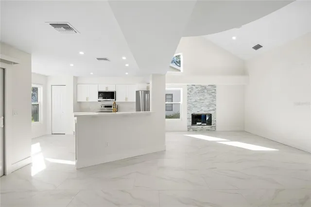 $4,000 | 1801 Laurence Court, Clearwater, FL 33764