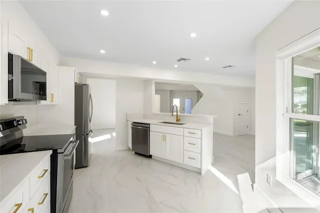 $4,000 | 1801 Laurence Court, Clearwater, FL 33764