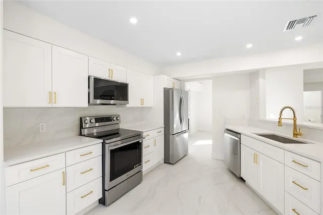 $4,000 | 1801 Laurence Court, Clearwater, FL 33764