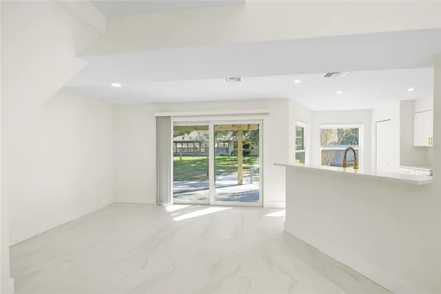 $4,000 | 1801 Laurence Court, Clearwater, FL 33764