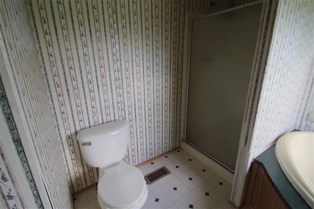 250 West Cole Road Doyle, TN 38559 - Photo 9 of 17 Master Bath
