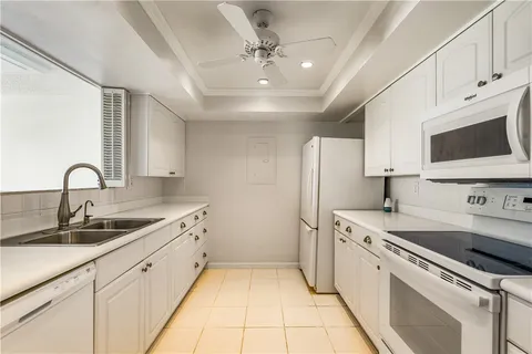 $849,000 | 1700 Ocean Drive, Unit 405, Vero Beach, FL 32963