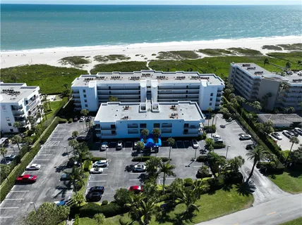 $849,000 | 1700 Ocean Drive, Unit 405, Vero Beach, FL 32963