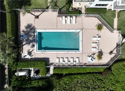 $849,000 | 1700 Ocean Drive, Unit 405, Vero Beach, FL 32963