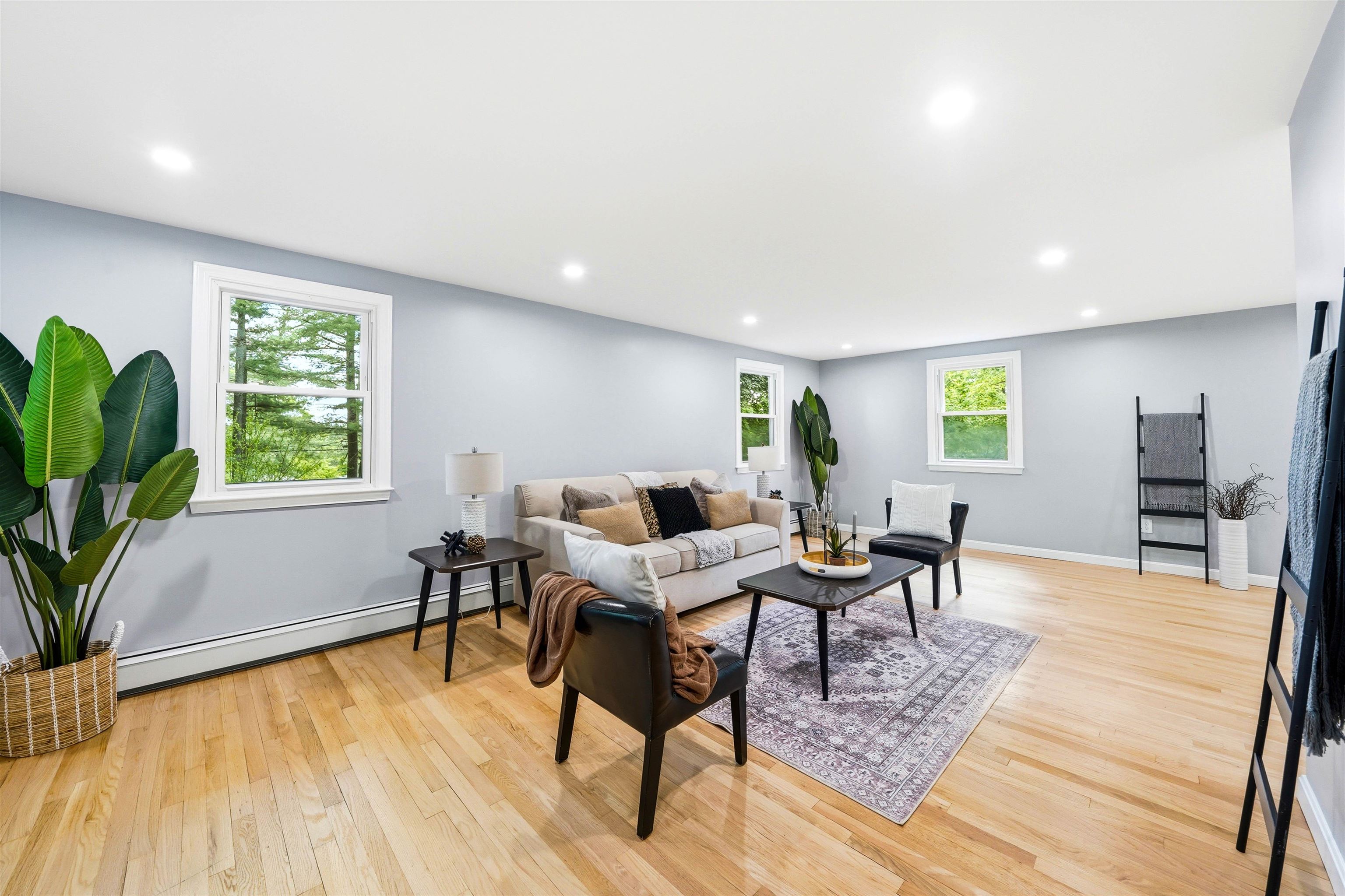 27 Gilcreast Road Londonderry, NH 03053 - Photo 5 of 40