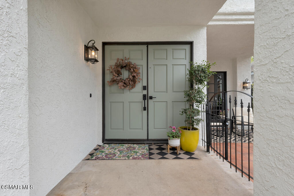12208 Cherry Grove Street Moorpark, CA 93021 - Photo 8 of 85 12208 Cherry Grove St-HsHProd-67