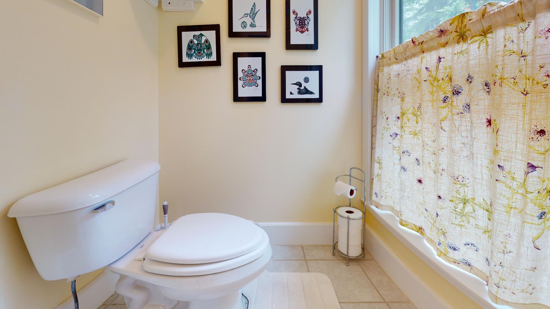 28 Beaver Run Way Boothbay, ME 04537 - Photo 27 of 90 Master Bath