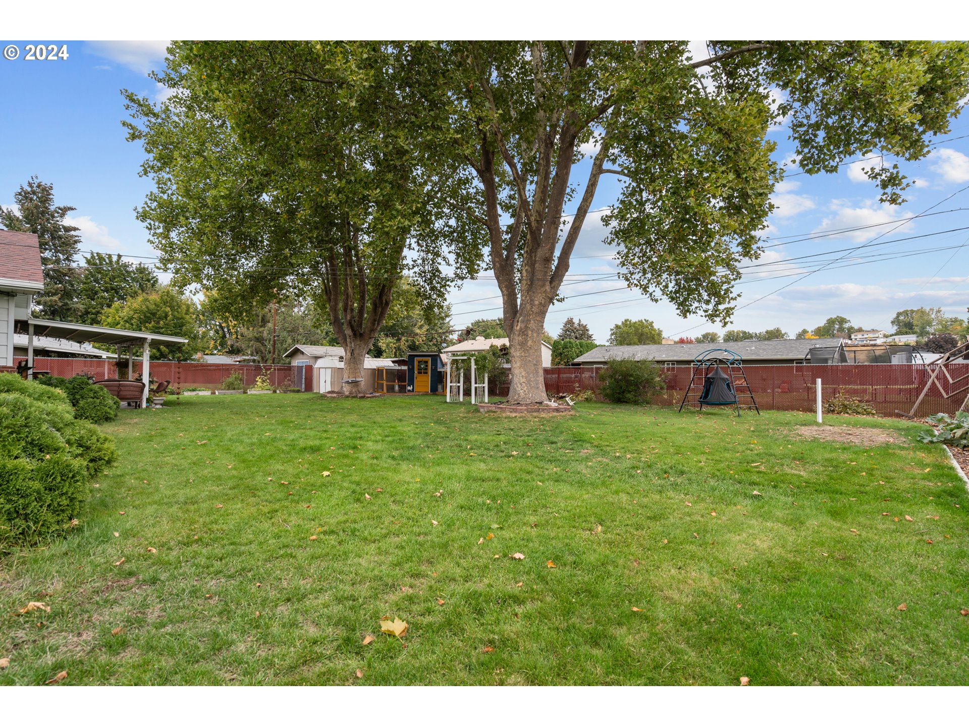 1338 Southwest 41st Street Pendleton, OR 97801 - Photo 30 of 40 a view of yard with grass and trees