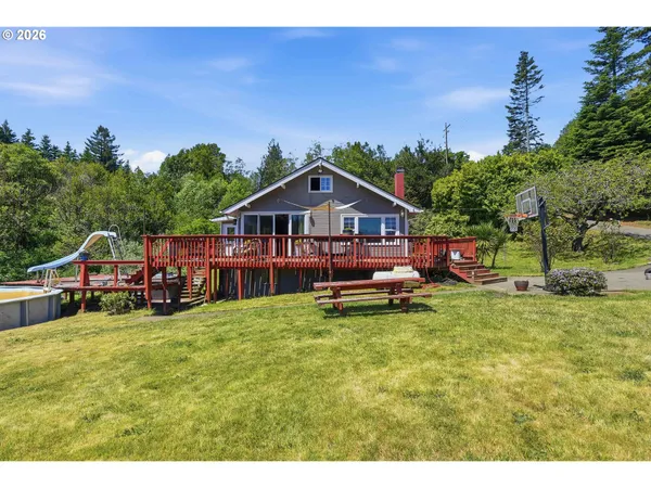 $549,900 | 92768 Beaver Creek Lane, Coos Bay, OR 97420