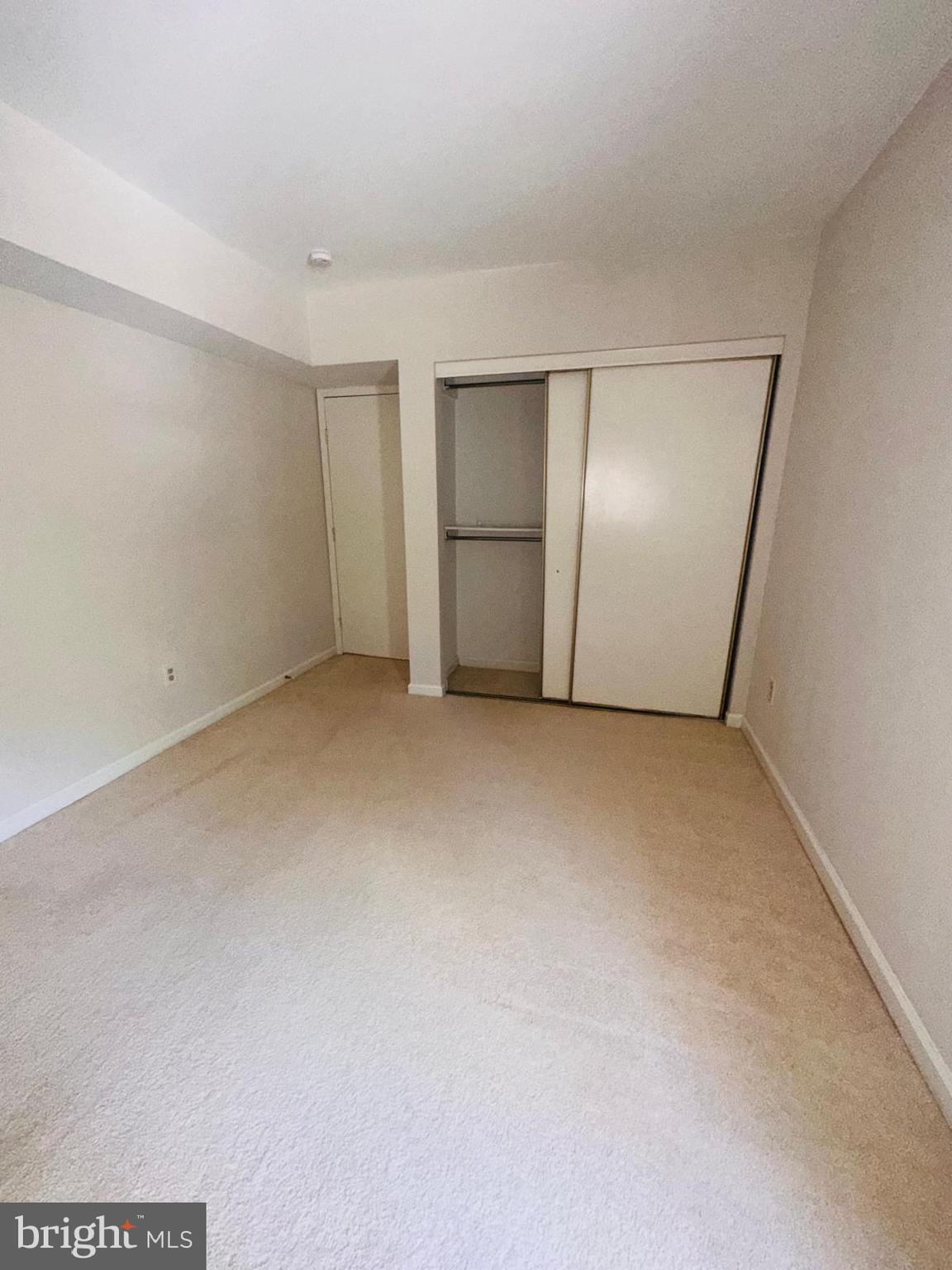 5821 E Royal Ridge Drive, Unit E Springfield, VA 22152 - Photo 12 of 25