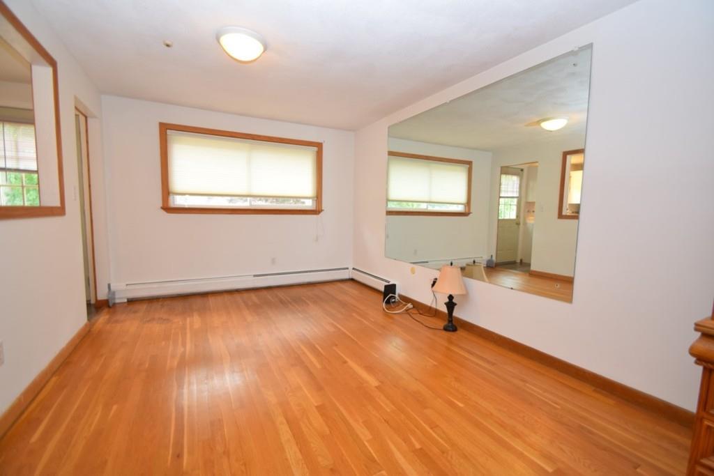 36 Niles Road Randolph, MA 02368 - Photo 5 of 28 Gallery Image 5