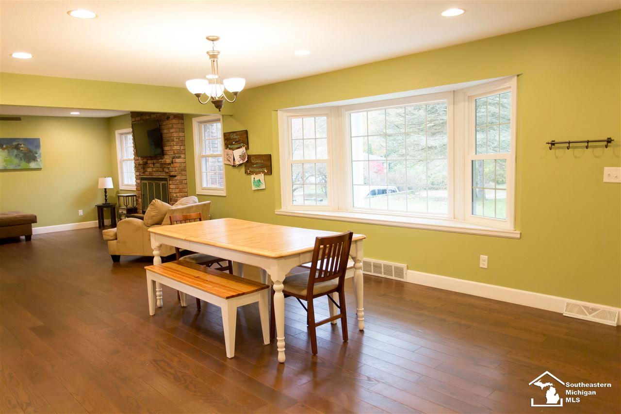 3375 West Temperance Road Lambertville, MI 48144 - Photo 9 of 69 31364195-8.JPG
