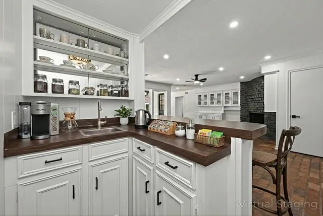 a view of a storage & utility room