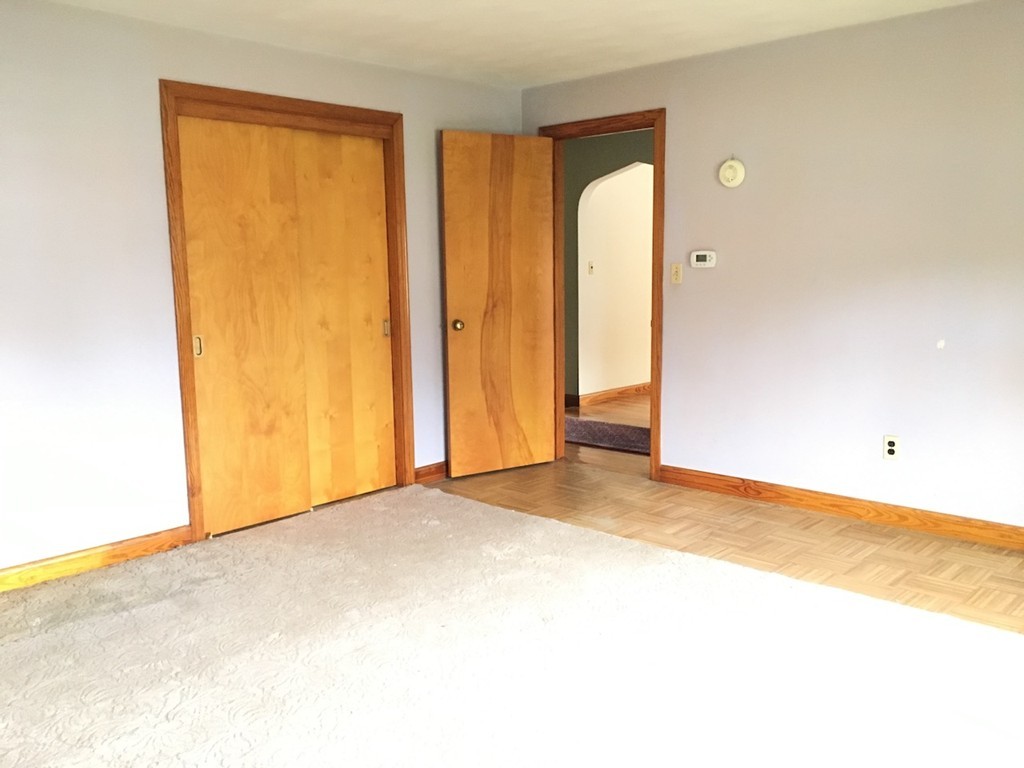 22 Hewitt Street West Springfield, MA 01089 - Photo 16 of 27