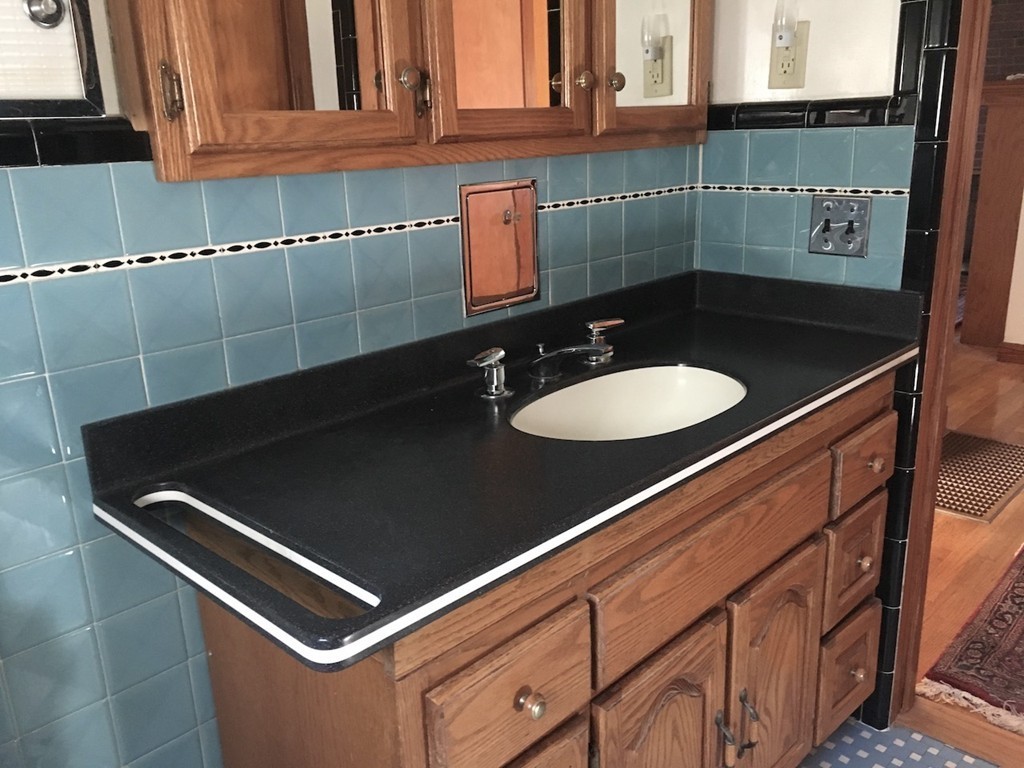 22 Hewitt Street West Springfield, MA 01089 - Photo 23 of 27