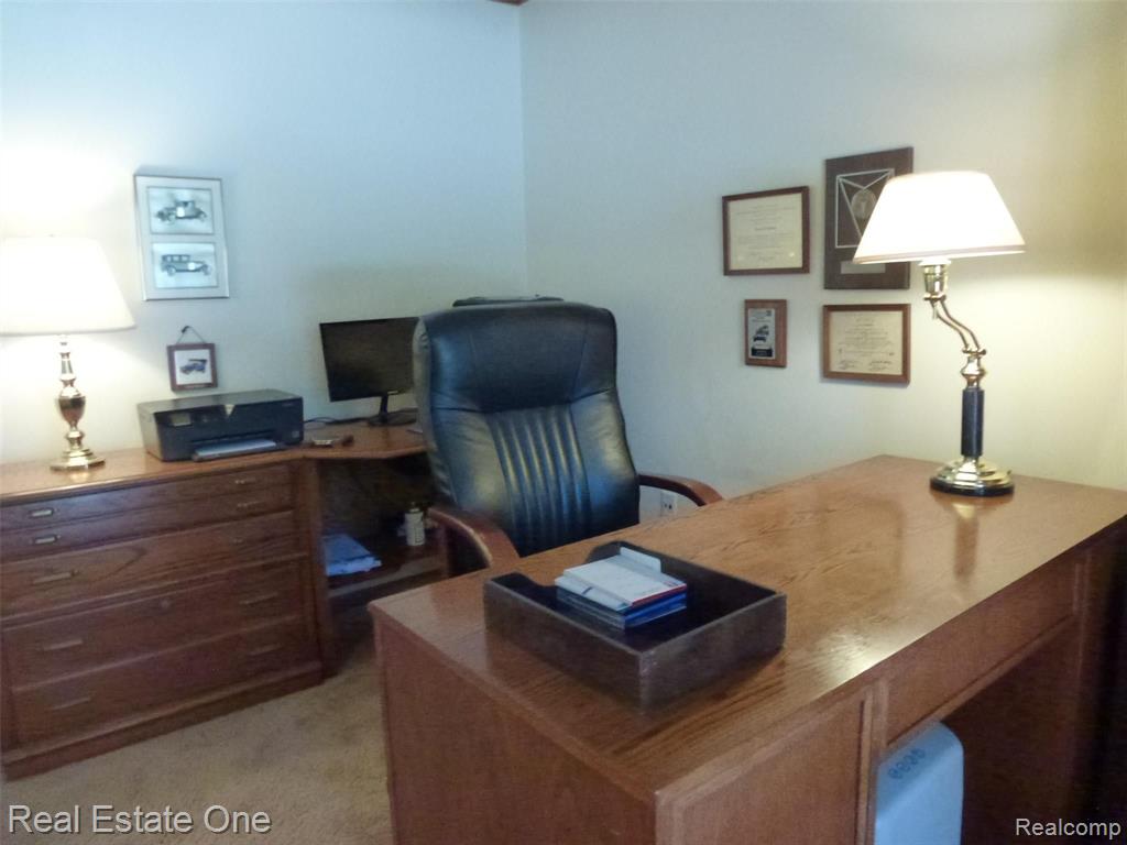 634 Shellbourne Drive Rochester Hills, MI 48309 - Photo 27 of 52 Gallery Image 27