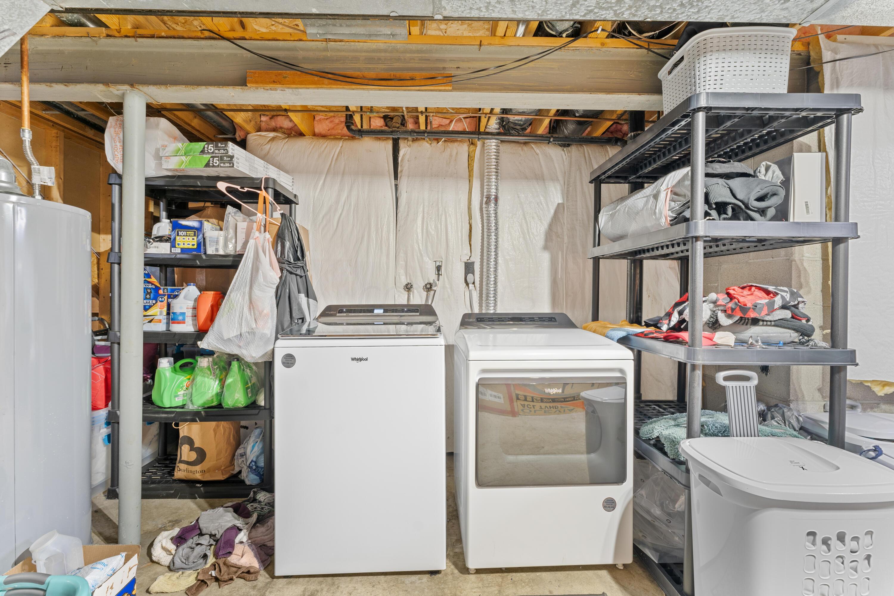 2790 Raphael Drive Columbus, OH 43232 - Photo 40 of 57 Laundry2