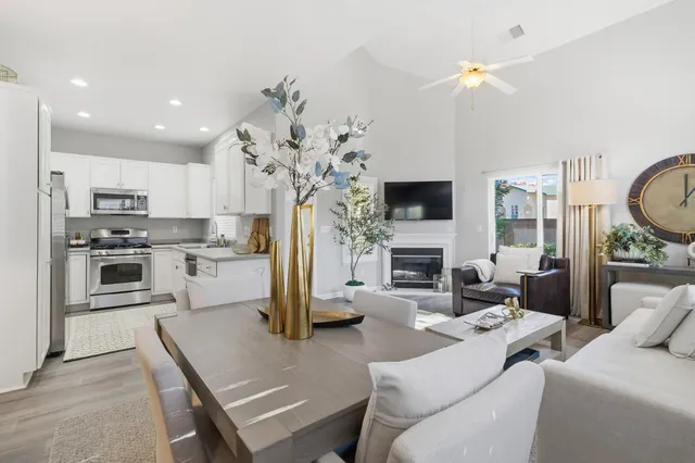 $419,900 | 750 Shasta Oaks Court, Roseville, CA 95678