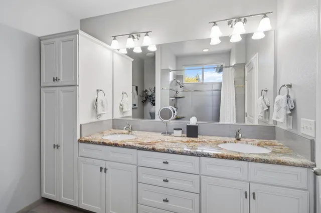 $419,900 | 750 Shasta Oaks Court, Roseville, CA 95678