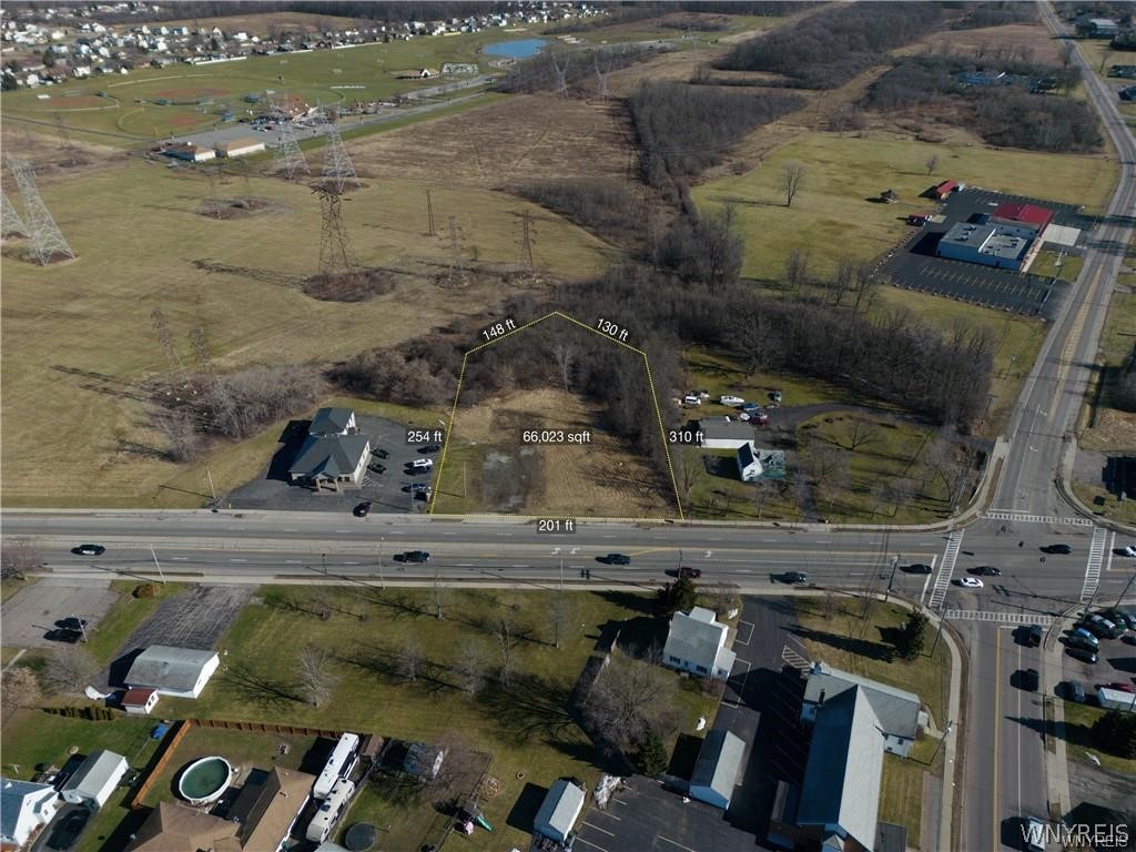 Military Road East Niagara Falls, NY 14305 - Photo 2 of 3