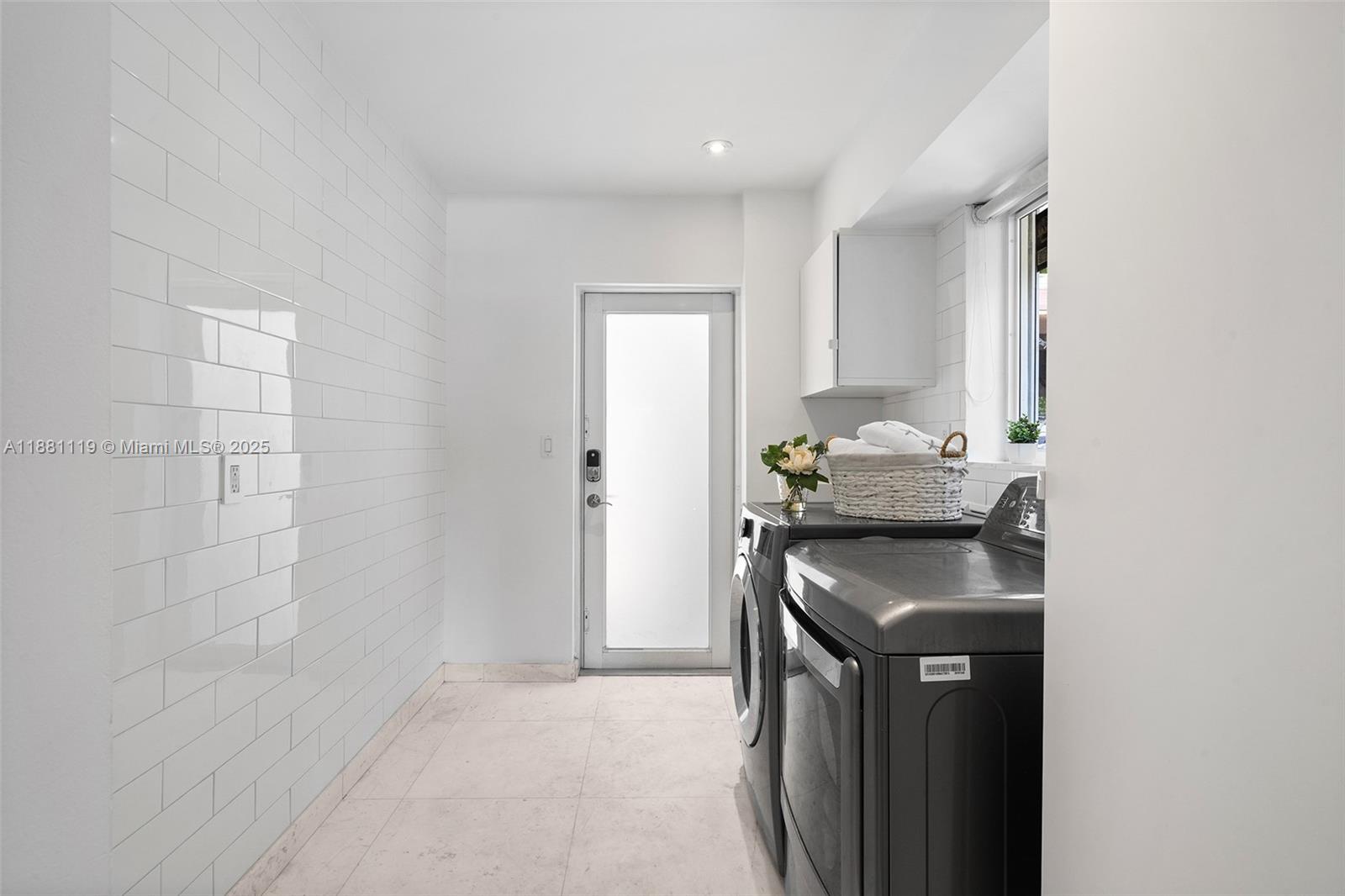 575 Bay Point Road Miami, FL 33137 - Photo 47 of 87