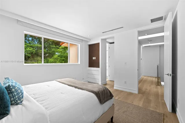 $8,750,000 | 575 Bay Point Road, Miami, FL 33137