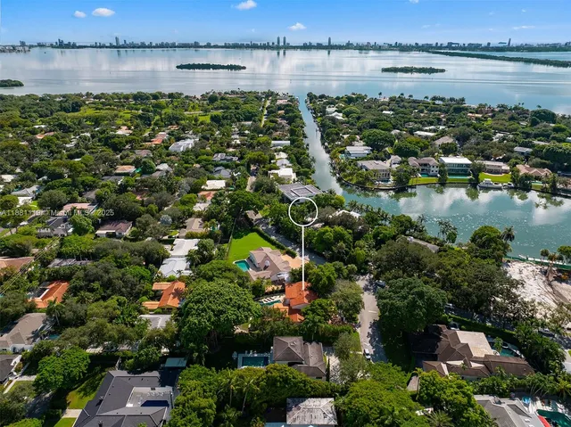 $8,750,000 | 575 Bay Point Road, Miami, FL 33137