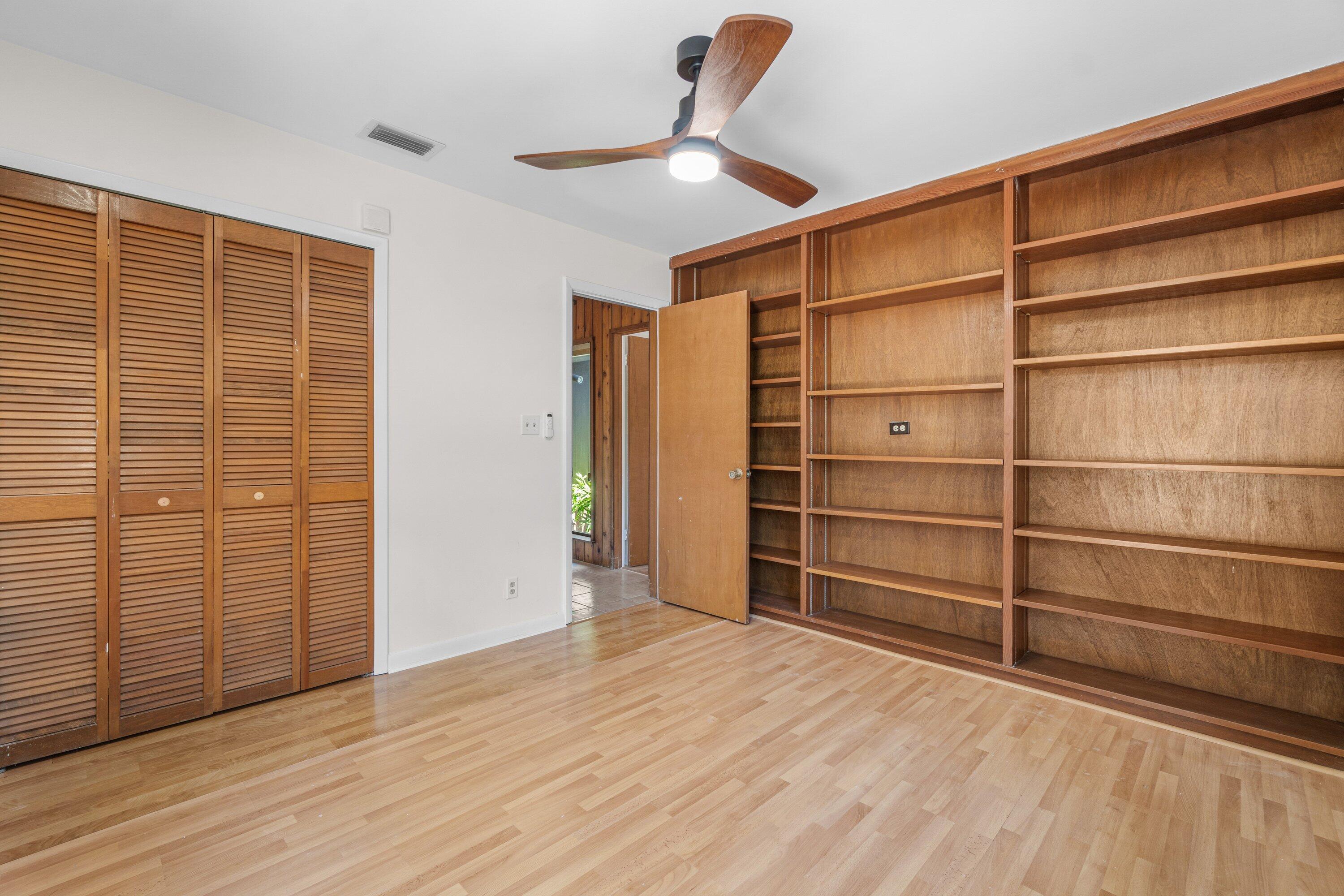 1051 Southwest 21st Street Boca Raton, FL 33486 - Photo 35 of 43 039-1051