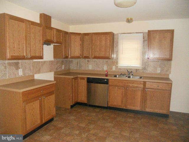 344 Brodfield Road Colonial Beach, VA 22443 - Photo 11 of 29 Kitchen