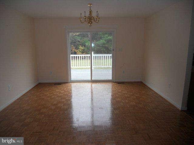 344 Brodfield Road Colonial Beach, VA 22443 - Photo 9 of 29 Dining Room